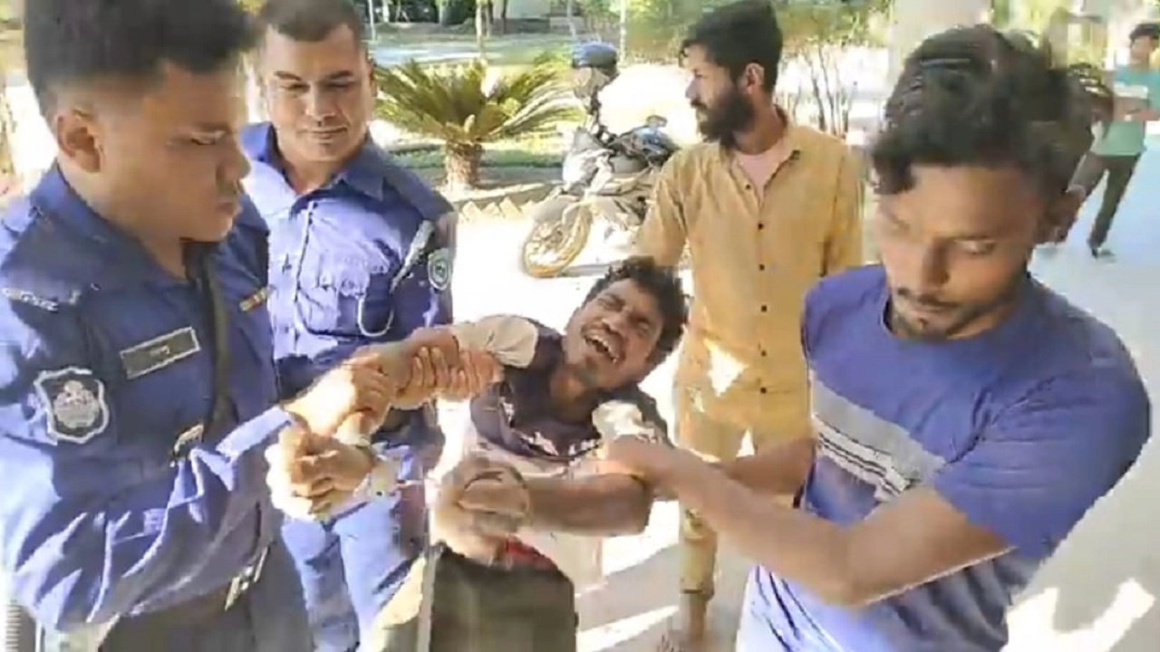 পিতার অভিযোগে পুত্রের কারাদণ্ড