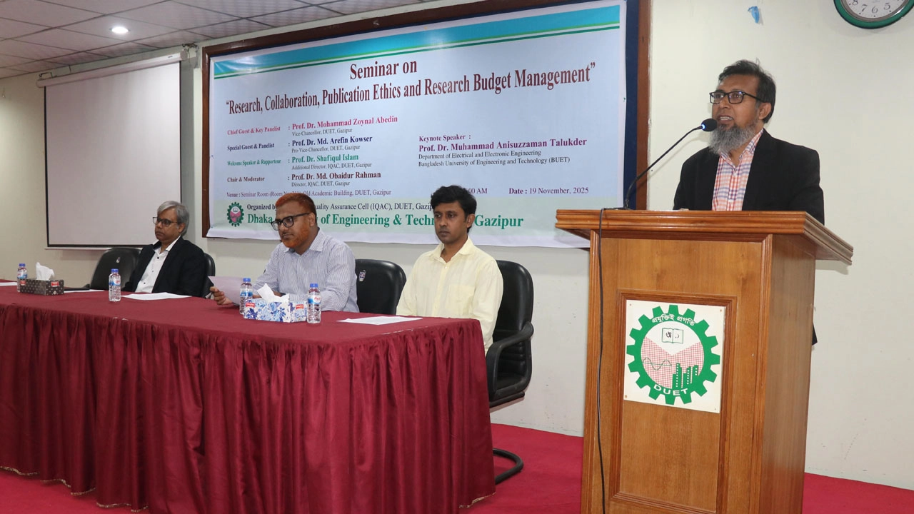 ঢাকা প্রকৌশল ও প্রযুক্তি বিশ্ববিদ্যালয় (ডুয়েট), গাজীপুর-এর উপাচার্য অধ্যাপক ড. মোহাম্মদ জয়নাল আবেদীন