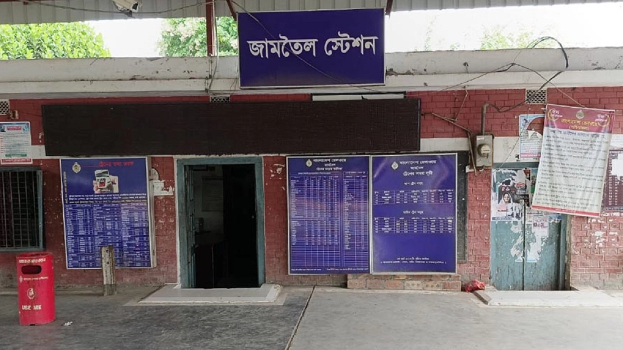 পেট্রোল বোমা নিক্ষেপ