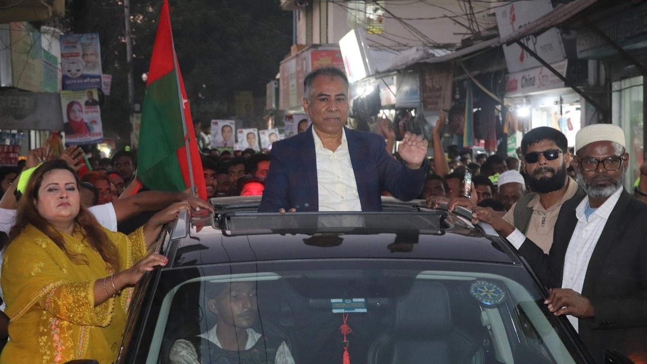 বিএনপির মনোনীত প্রার্থীর গণমিছিল