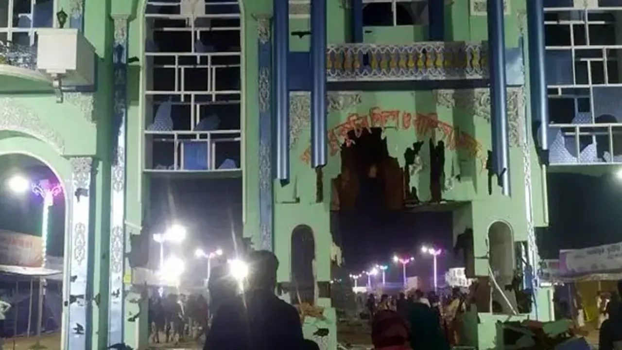 মেলায় ভাংচুৃর করা হয়