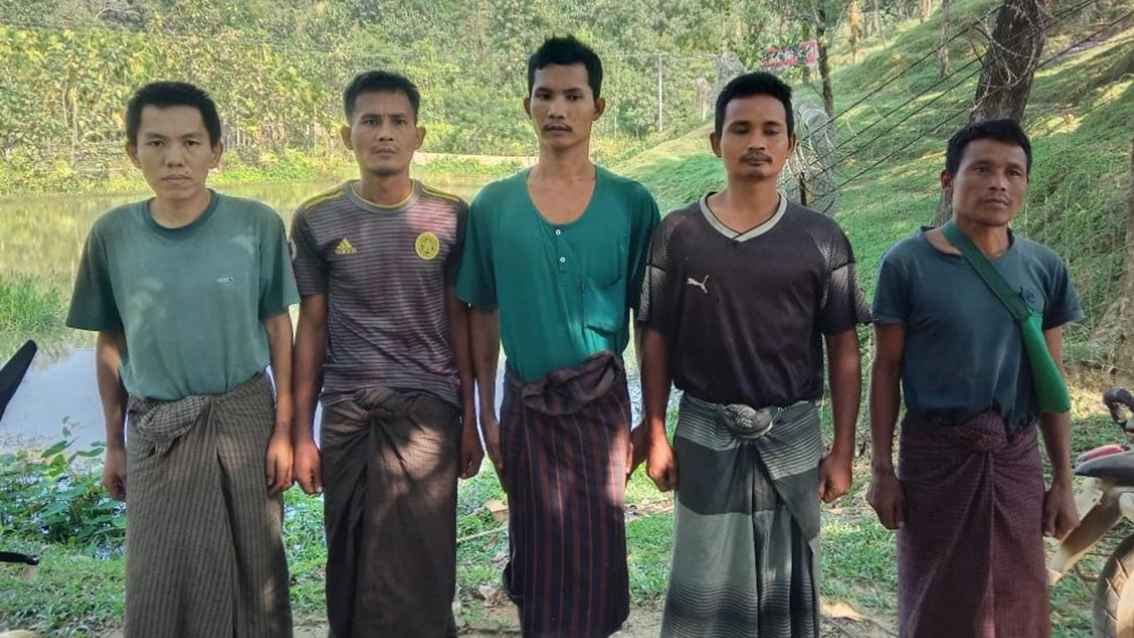 মিয়ানমারের সেনা–বিজিপির ৫ সদস্য