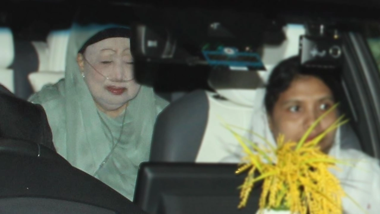 বিএনপির চেয়ারপারসন বেগম খালেদা জিয়া