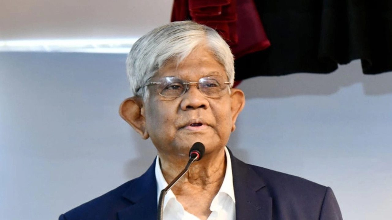 অর্থ উপদেষ্টা ড. সালেহউদ্দিন আহমেদ