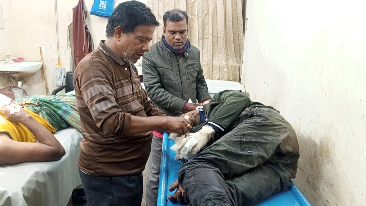 যশোরে গণ পিটুনিতে আহত শাহিনের মৃত্যু