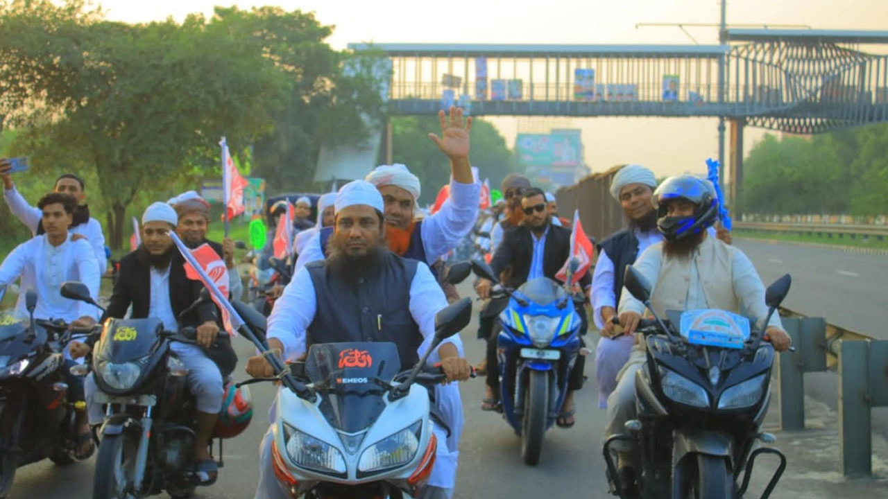 শিবচরে ইসলামী আন্দোলনের মোটরসাইকেল শোভাযাত্রা 