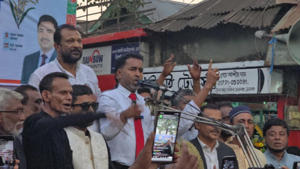 বিএনপি মনোনীত প্রার্থী আনিসুল হক।