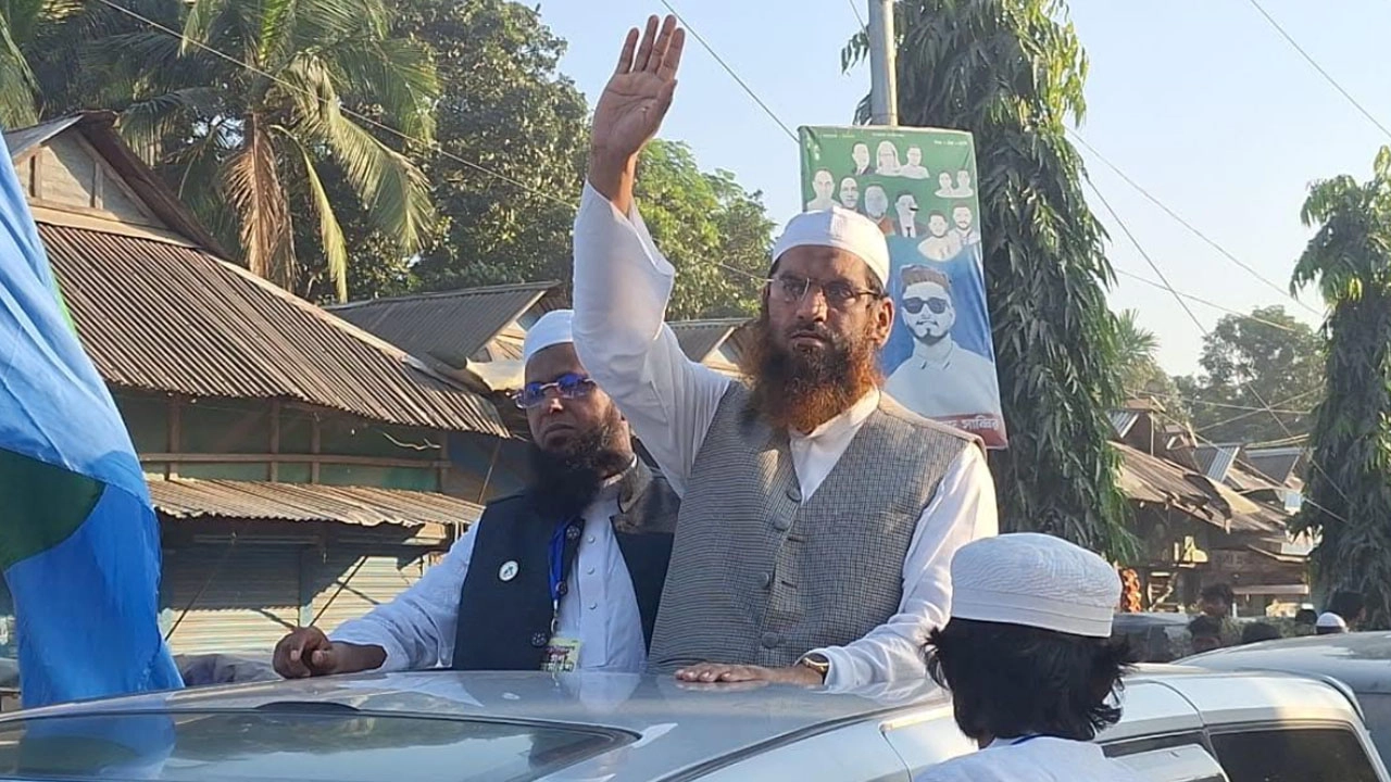 বাংলাদেশ খেলাফত মজলিশের আমির মাওলানা মামুনুল হক