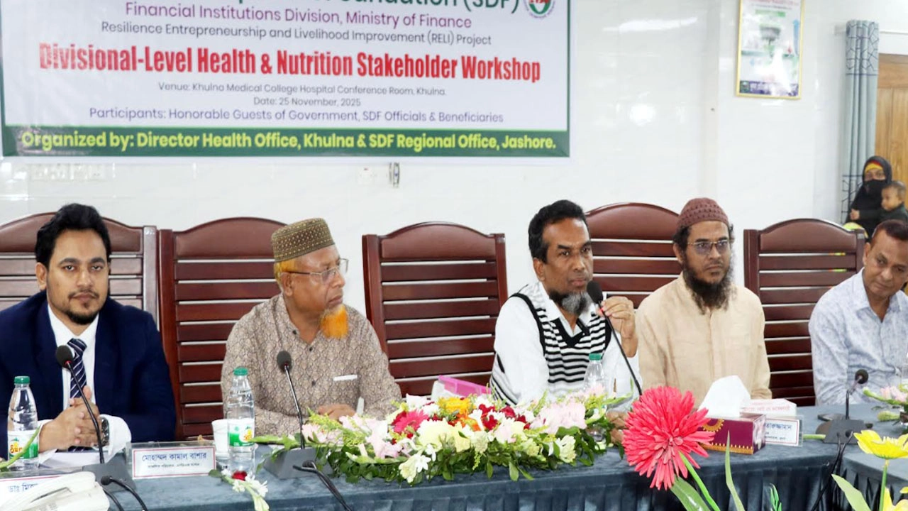 পুষ্টি বিষয়ক স্টেকহোল্ডারদের কর্মশালা খুলনা মেডিকেল কলেজ হাসপাতালে সম্মেলন কক্ষে।