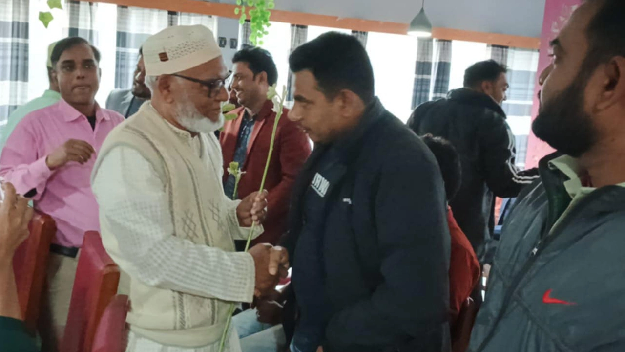 চাঁপাইনবাবগঞ্জ-১ আসনে বিএনপির প্রার্থী অধ্যাপক শাহজাহান মিঞা