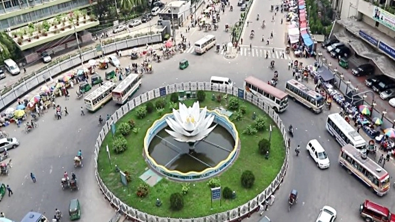 রাজধানীর শাপলা চত্বর