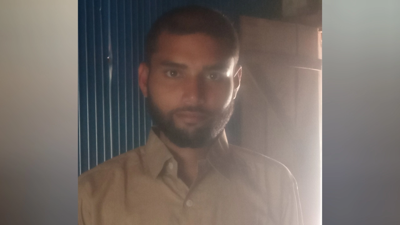 মো. আজাদ (২৫)