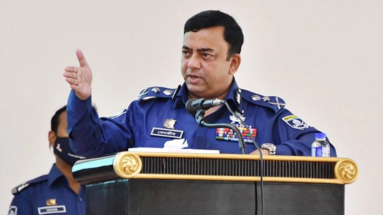 পুলিশের সাবেক সাবেক আইজিপি বেনজীর আহমেদ