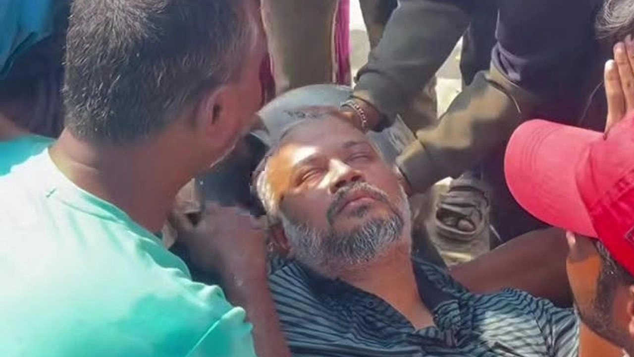 ইটভাটায় পরিবেশ অধিদপ্তরের অভিযানের সময় মালিক অসুস্থ হয়ে পড়ে