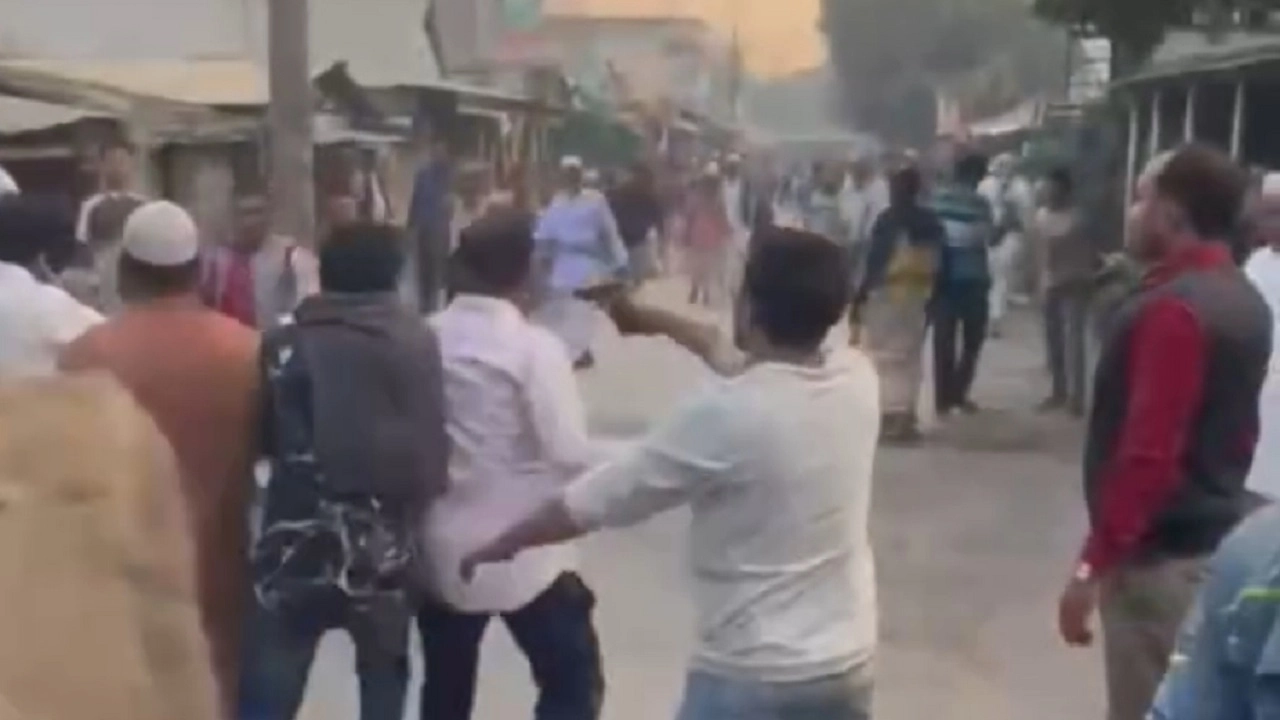 জামায়াতের প্রার্থীর প্রচারণায় হামলা-গুলি