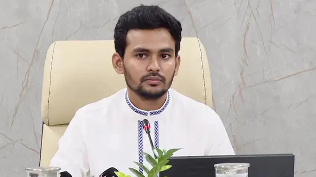 উপদেষ্টা আসিফ মাহমুদ সজীব ভূঁইয়া