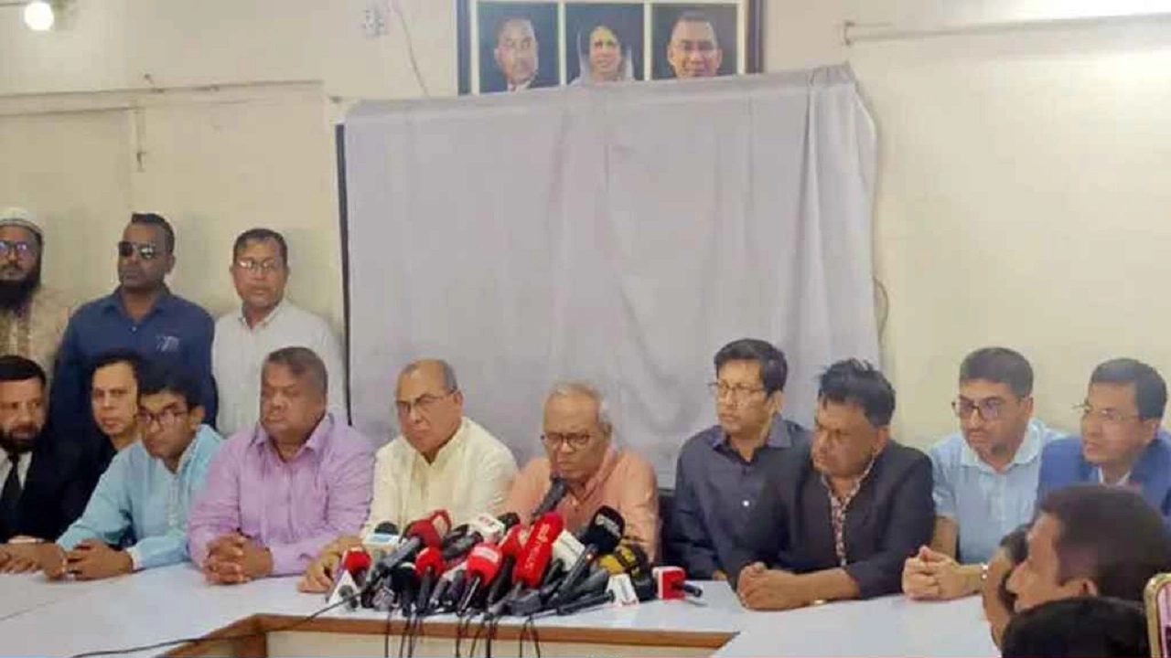 খালেদা জিয়ার অসুস্থতায় বিএনপির ‘মশাল রোড শো’ স্থগিত