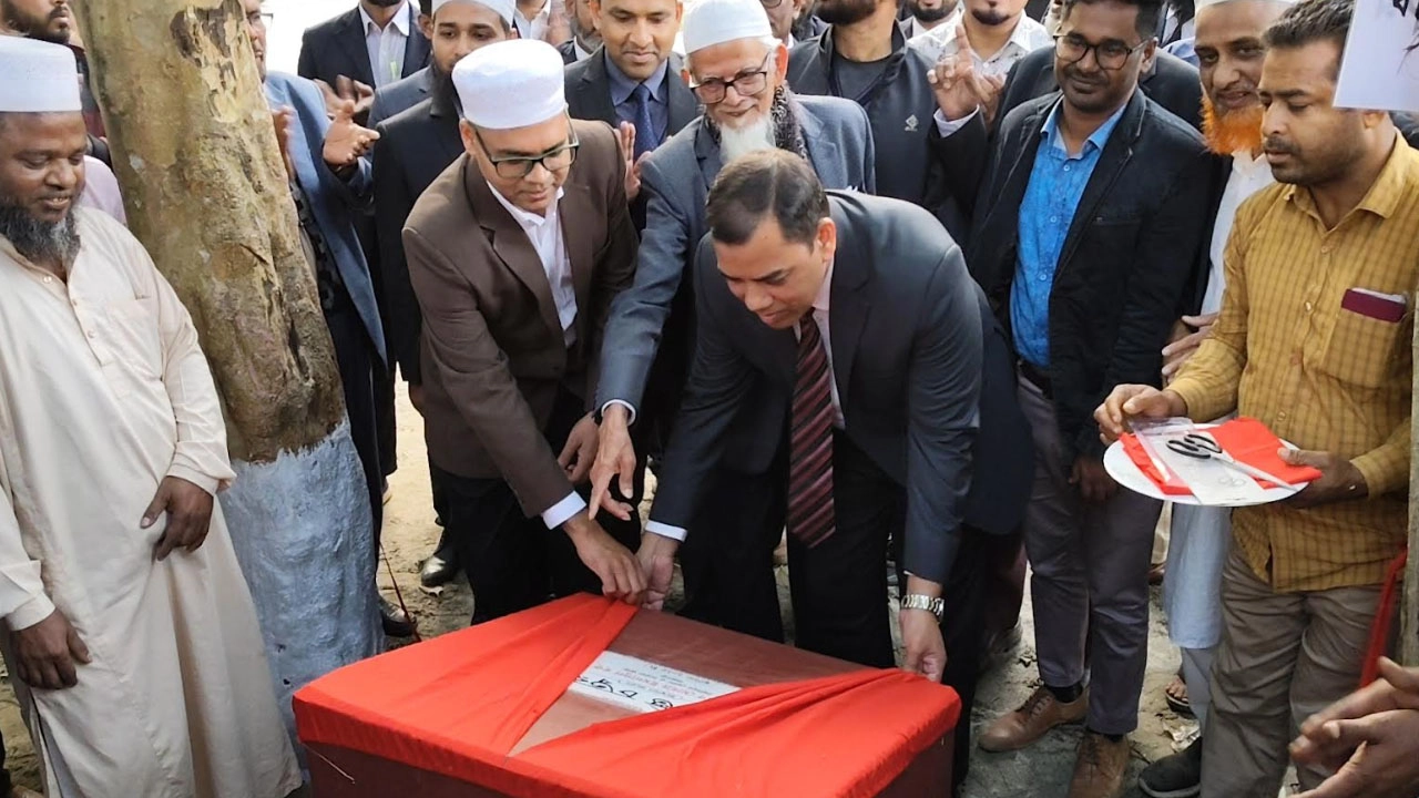 পঞ্চগড় আদালতে বিচারপ্রার্থীদের জন্য নির্মিত হলো ‘স্বস্তি চত্বর’