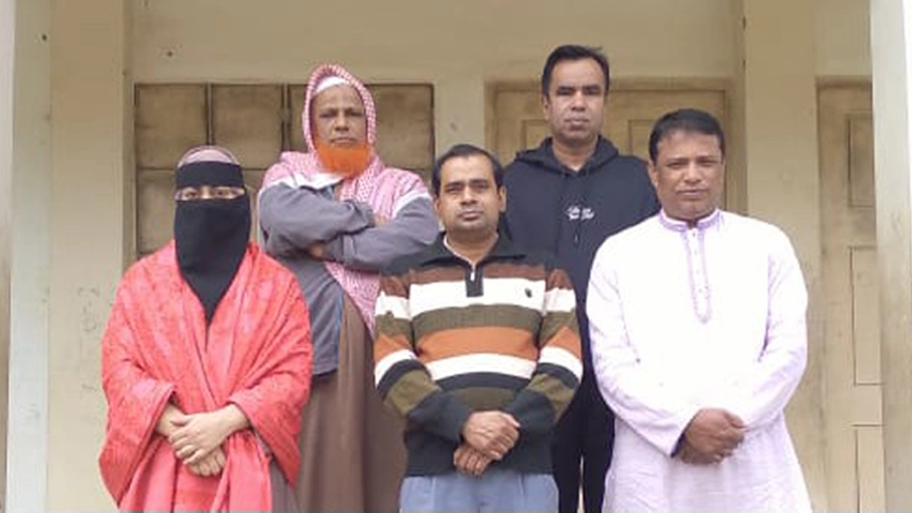 সরকারি প্রাথমিক বিদ্যালয়ে শিক্ষকদের কর্মবিরতি