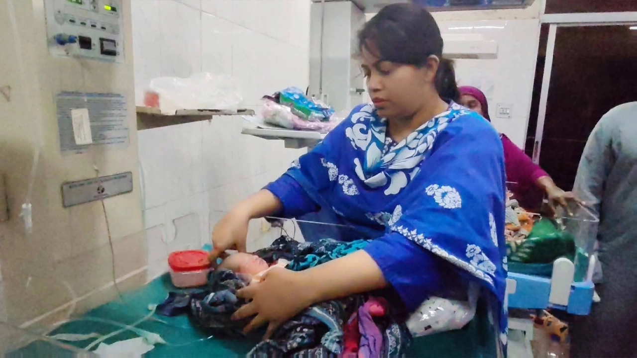 মাদারীপুরে ক্লিনিকের বাথরুমে রক্তাক্ত নবজাতক উদ্ধার