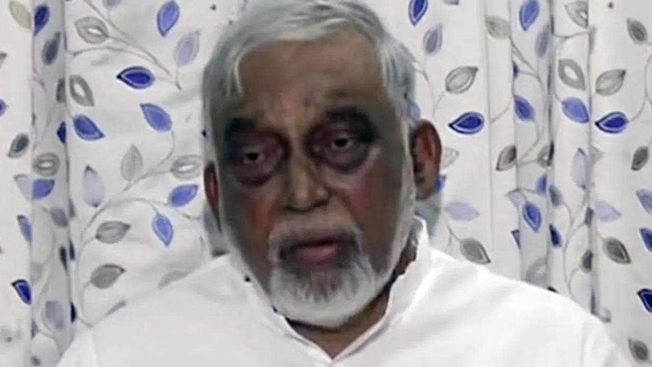 আওয়ামী লীগের সাবেক স্বরাষ্ট্রমন্ত্রী আসাদুজ্জামান খান কামাল