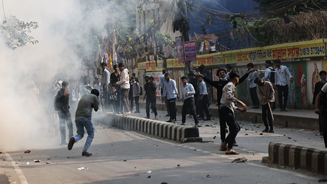ঢাকা কলেজ ও আইডিয়াল কলেজের মধ্যে সংঘর্ষ