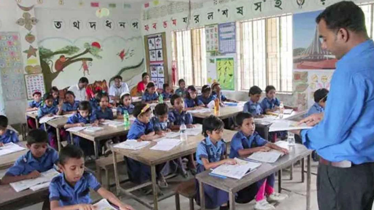 প্রাথমিকের ৬৫,৫০২ প্রধান শিক্ষক সুখবর পেলেন 