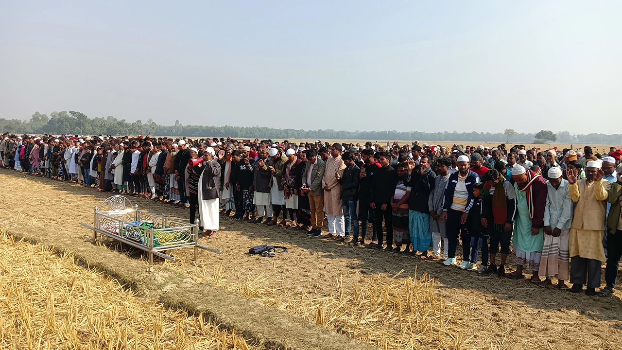 অশ্রুসিক্ত নয়নে সাজিদের শেষ বিদায়ে হাজারো মানুষের ঢল