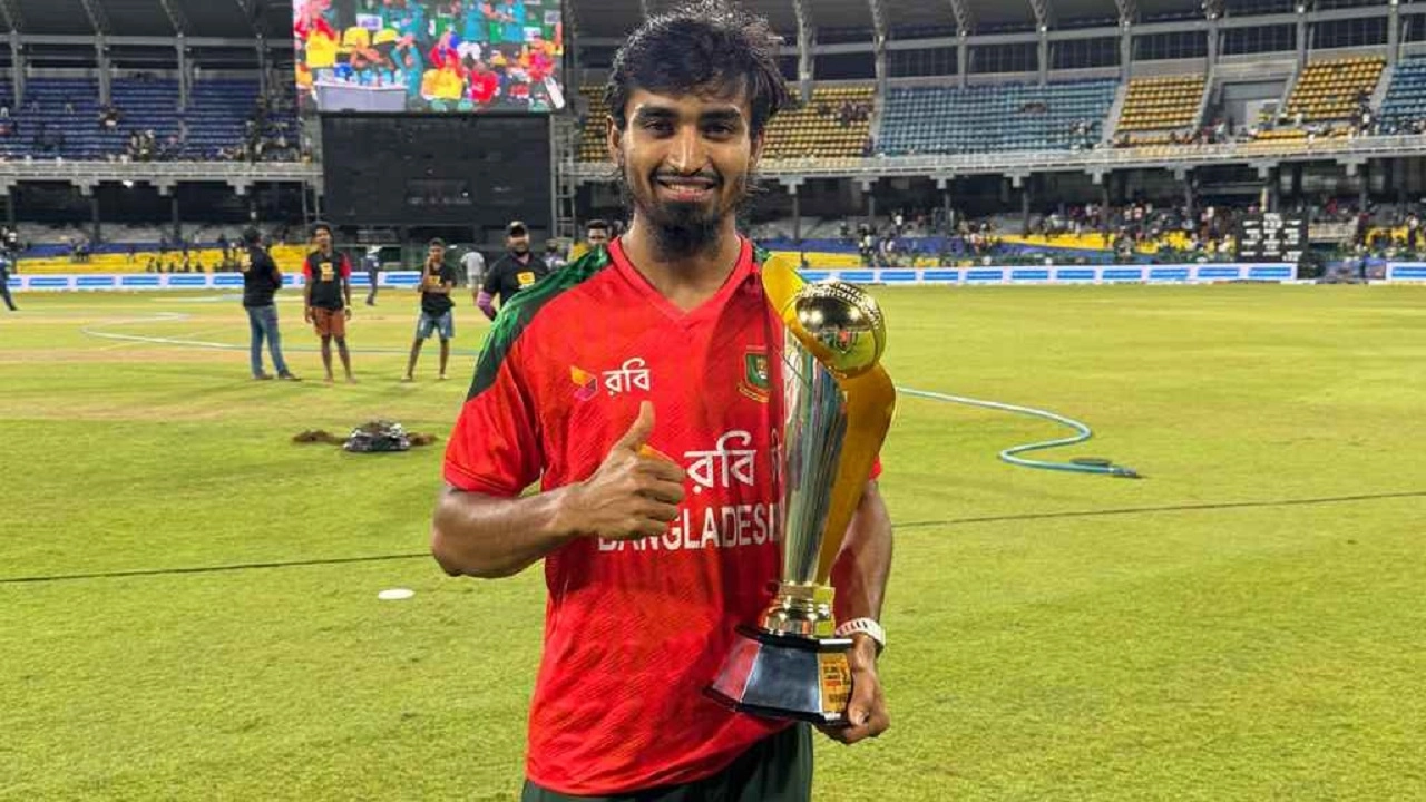 বাংলাদেশের প্রকৃত নায়ক মুক্তিযোদ্ধারা: তানজিম সাকিব