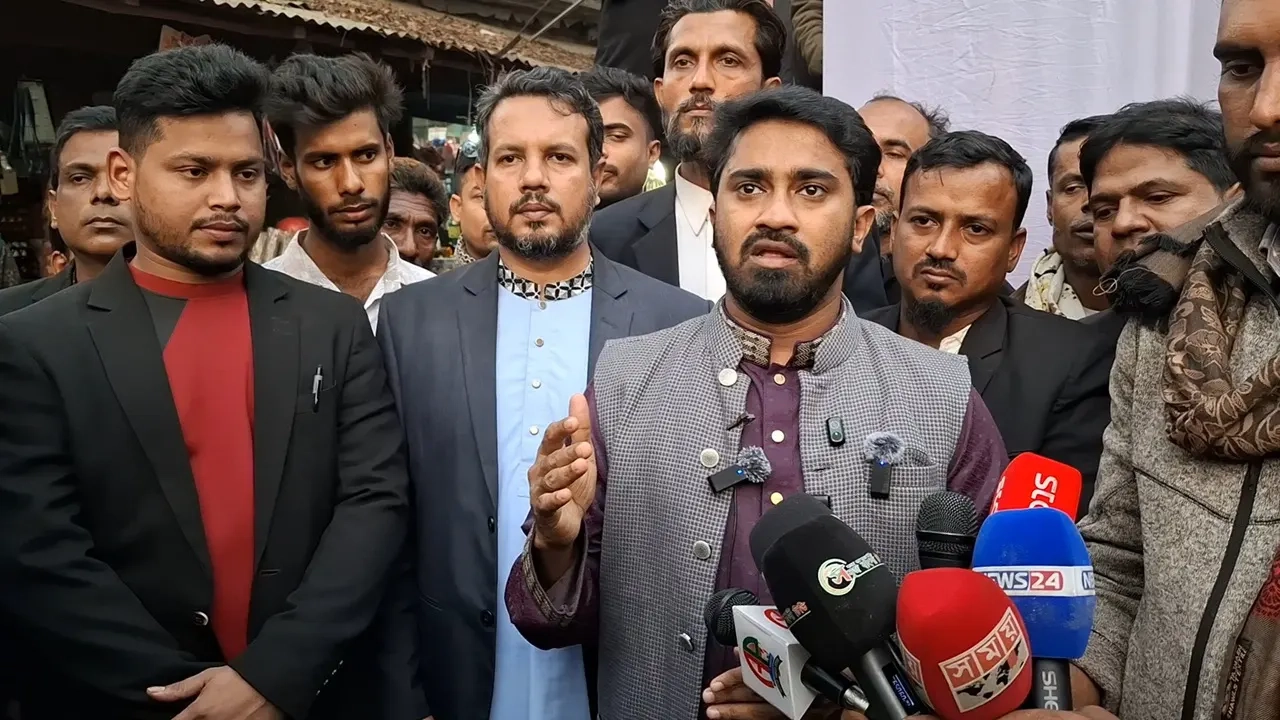 গণঅধিকার পরিষদের সাধারণ সম্পাদক রাশেদ খান