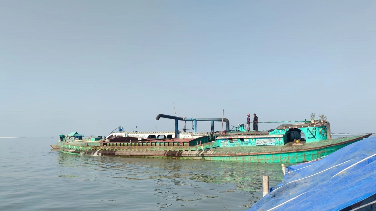 ভূঞাপুরে অবৈধভাবে বালু উত্তোলন, ৫ জনকে জরিমানা 