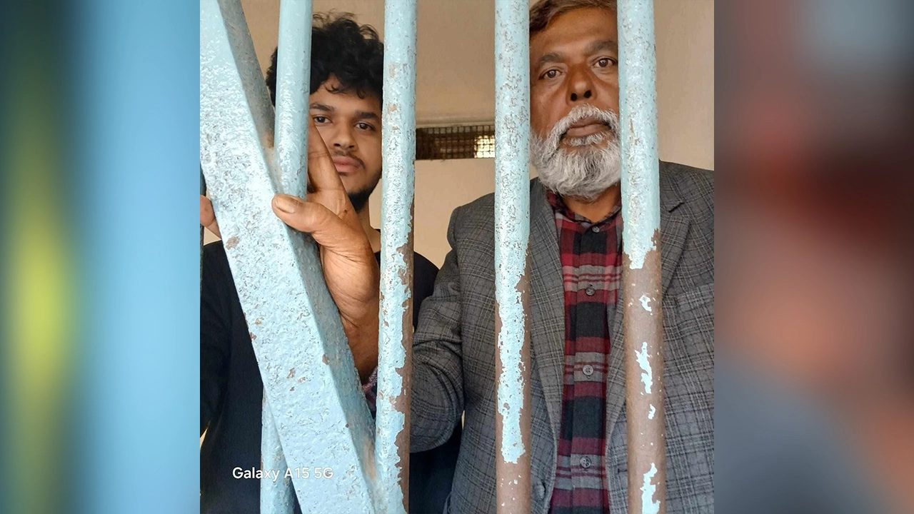 গ্রেপ্তারকৃত বাবা-ছেলে