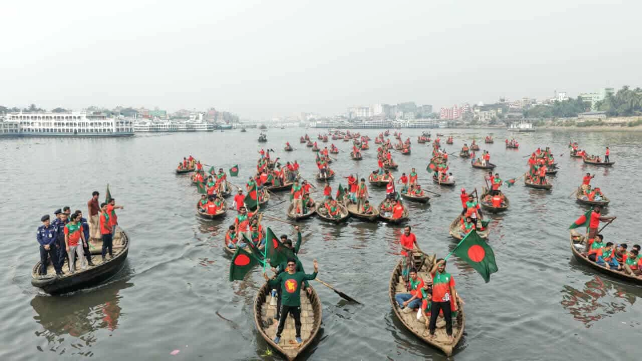 শিবিরের নৌ-র্যালী