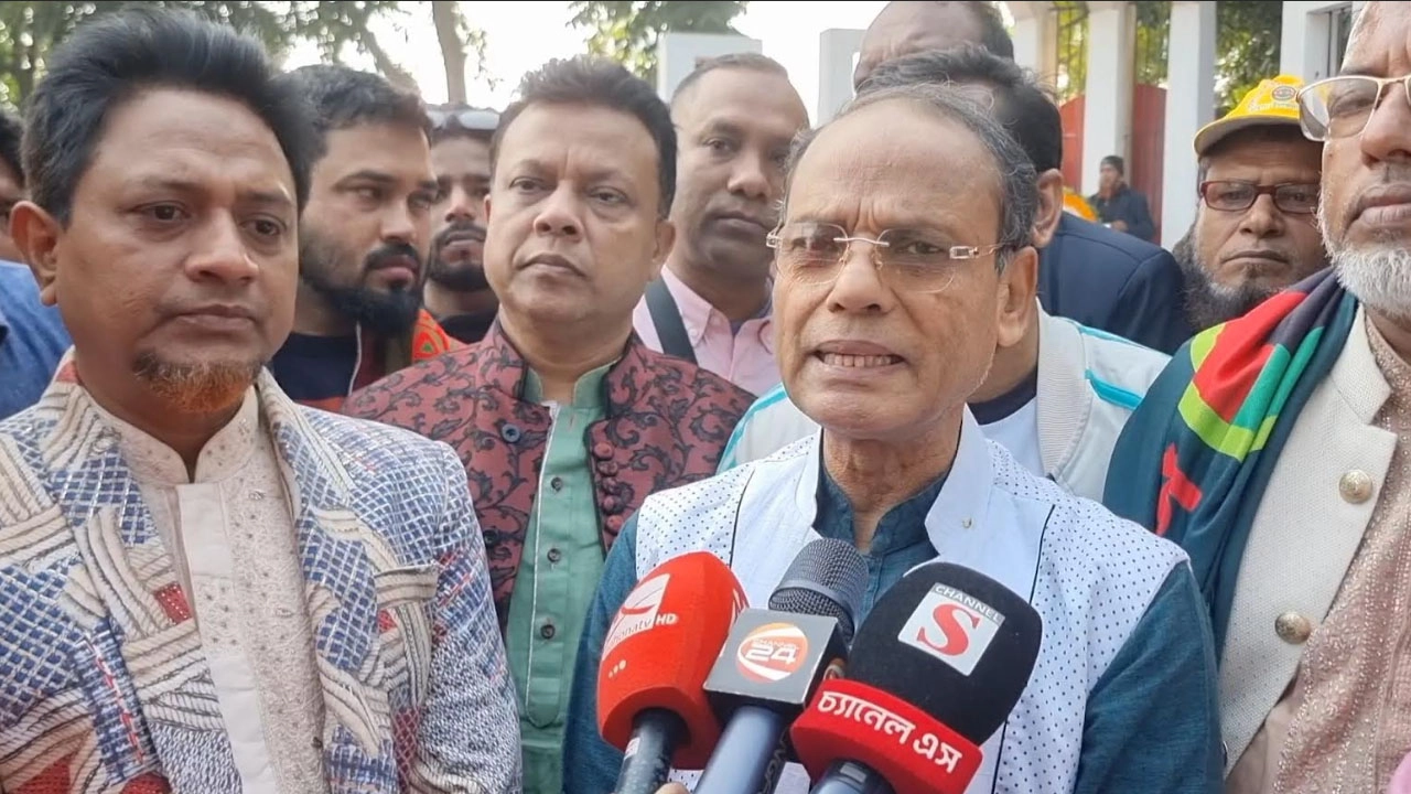 অ্যাডভোকেট আব্দুস সালাম আজাদ।