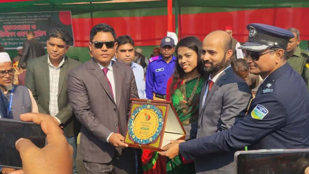 বিজয় দিবস পালিত