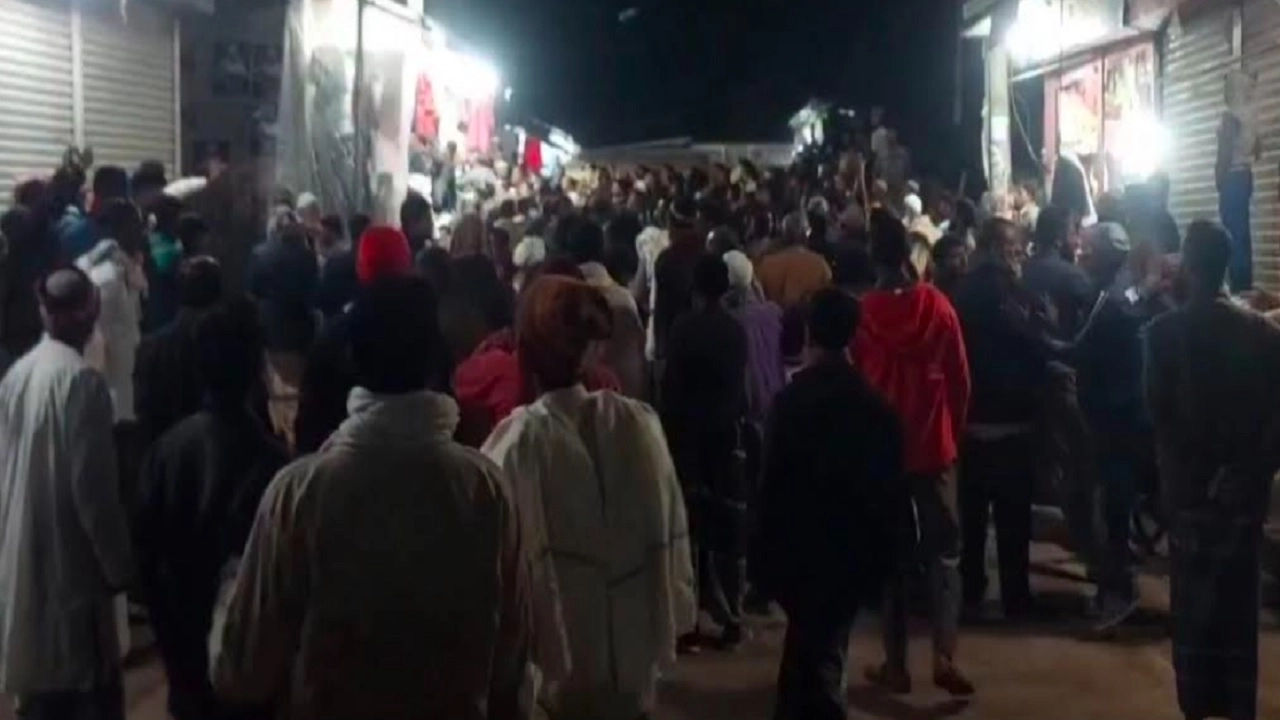 উপজেলার ভেলুমিয়া বাজার