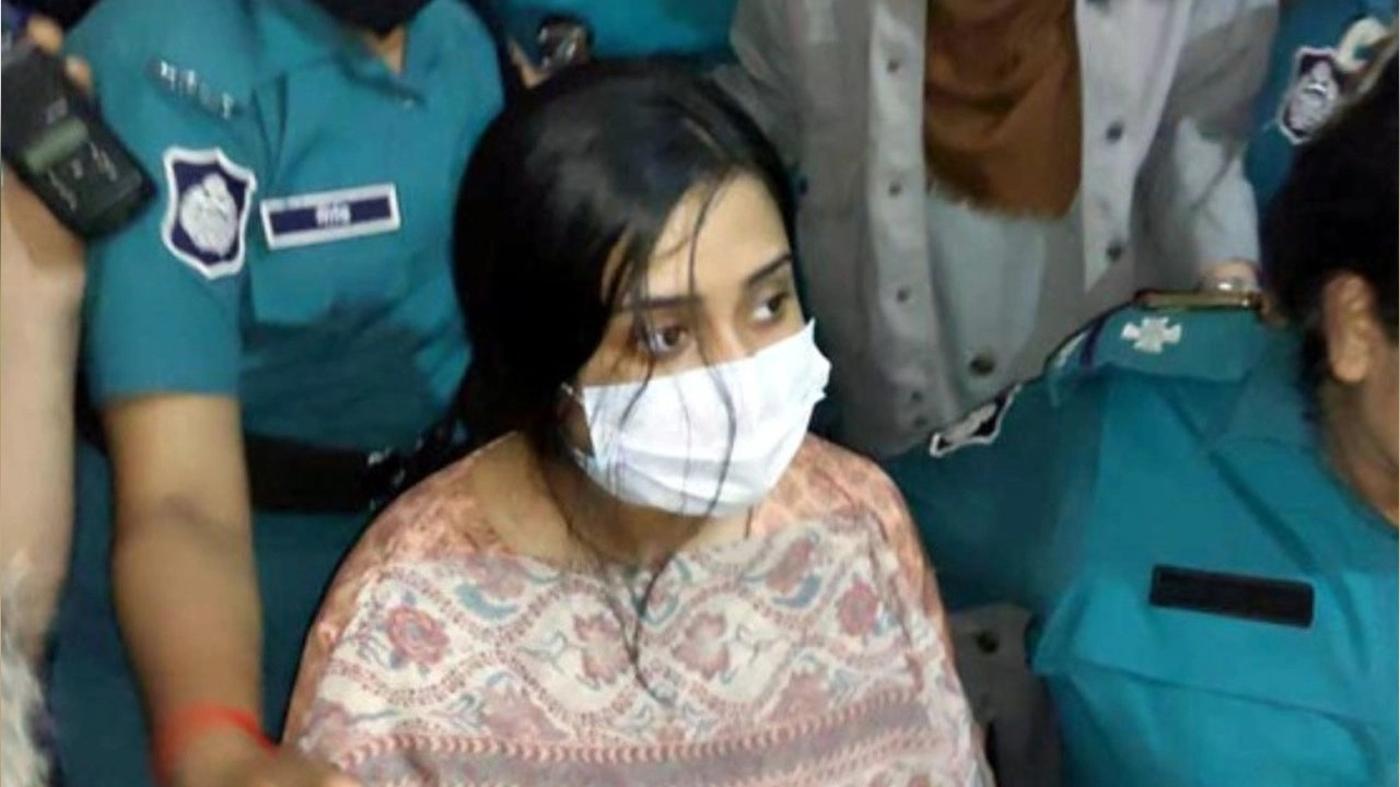 মেজর সাদিকুল হকের স্ত্রী সুমাইয়া জাফরিন