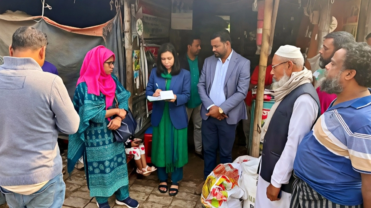 জরিমানা আদায় করেছেন ভ্রাম্যমাণ আদালত