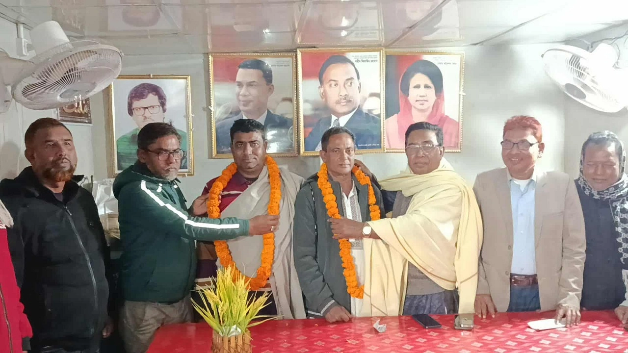 নিষিদ্ধ আ.লীগ নেতাদের বিএনপিতে যোগদান