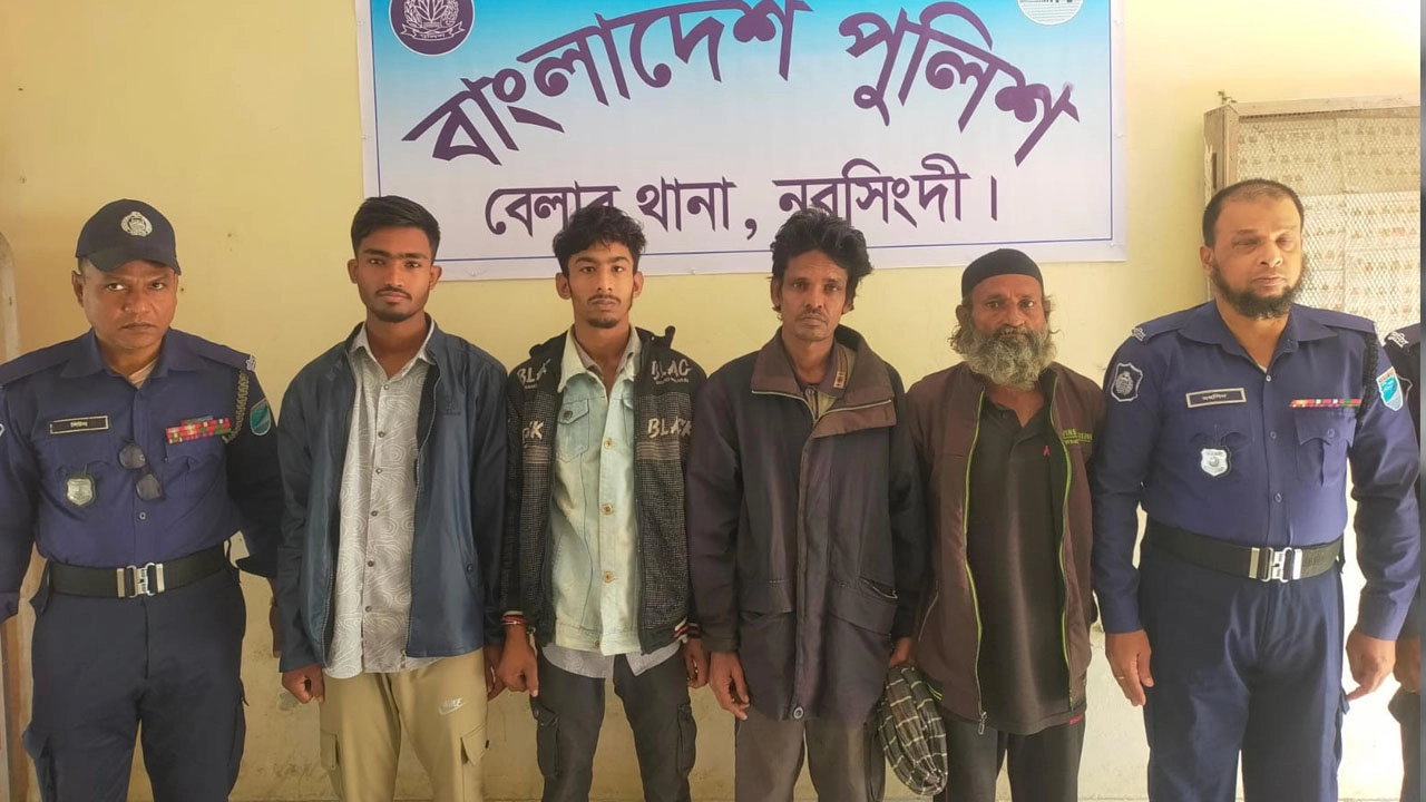 আটক ৪ মাদক ব্যবসায়ী