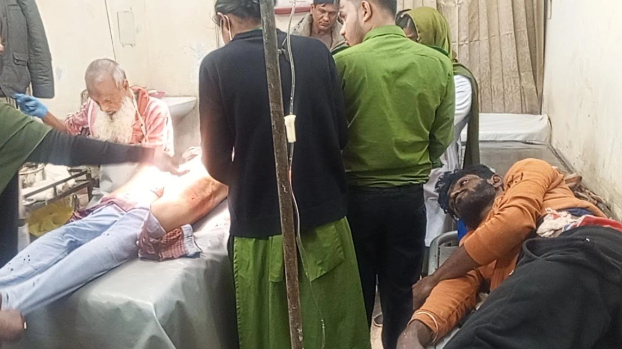 যশোরে দুই যুবককে ছুরিকাঘাত