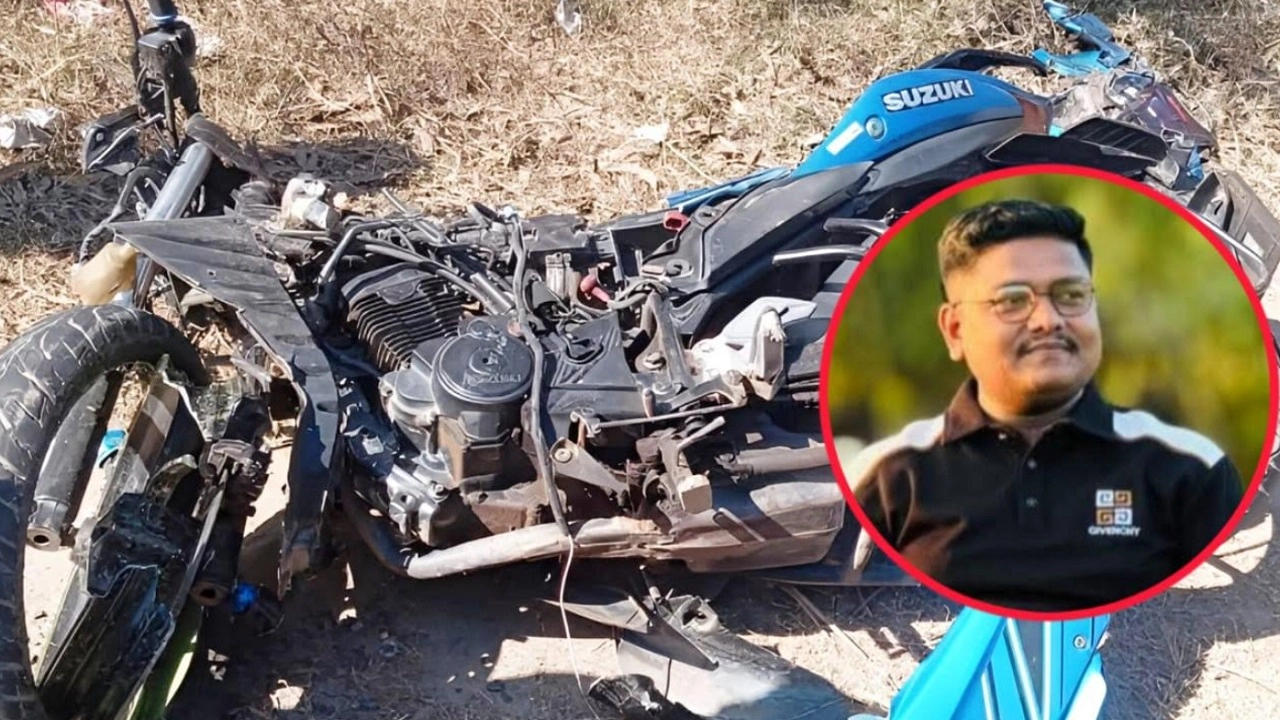 নিহত আরোহী ও মোটরসাইকেল