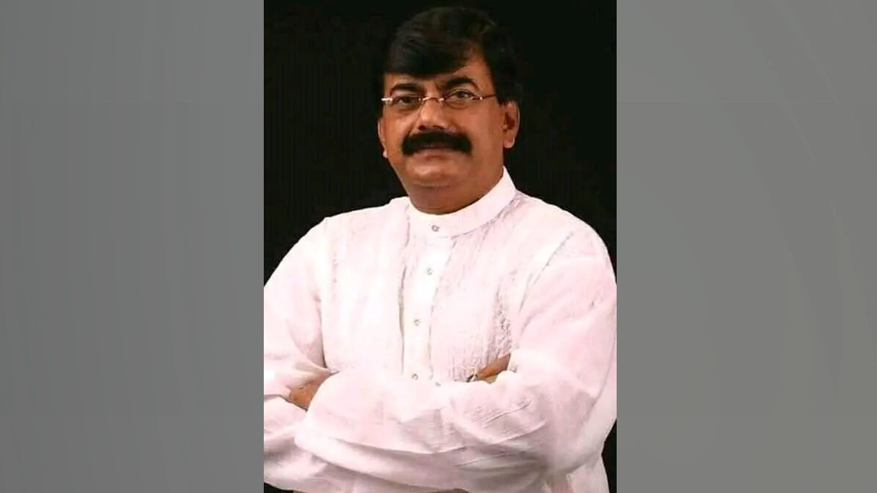 সুকুমার রঞ্জন ঘোষ (৭০)