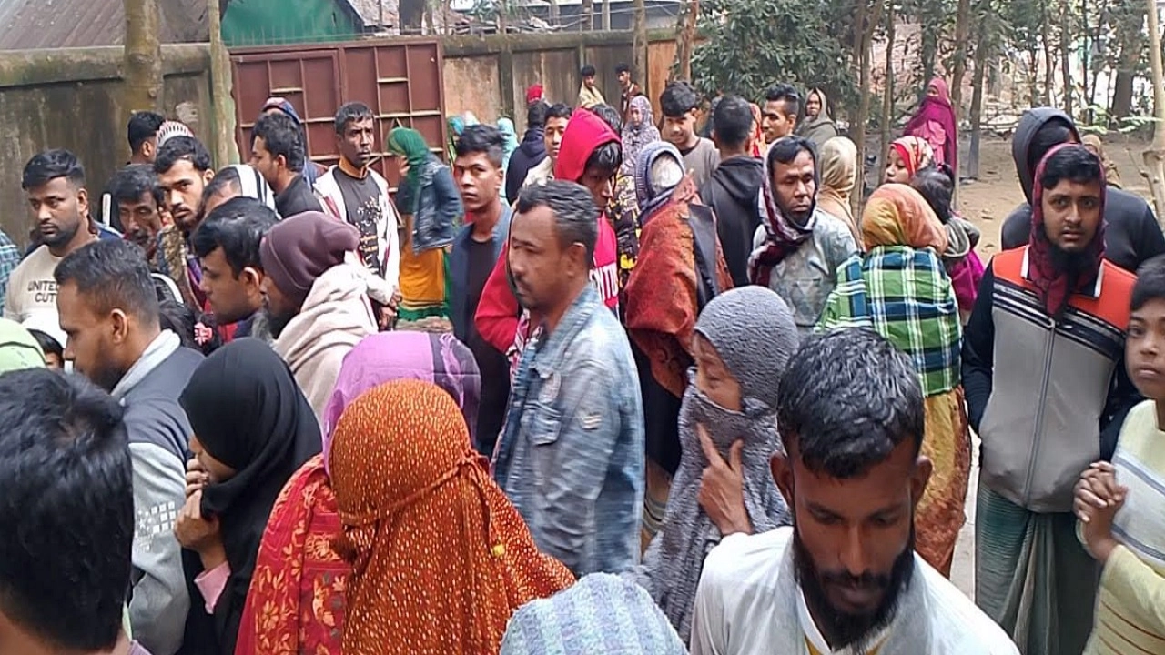 এলাকায় শোক