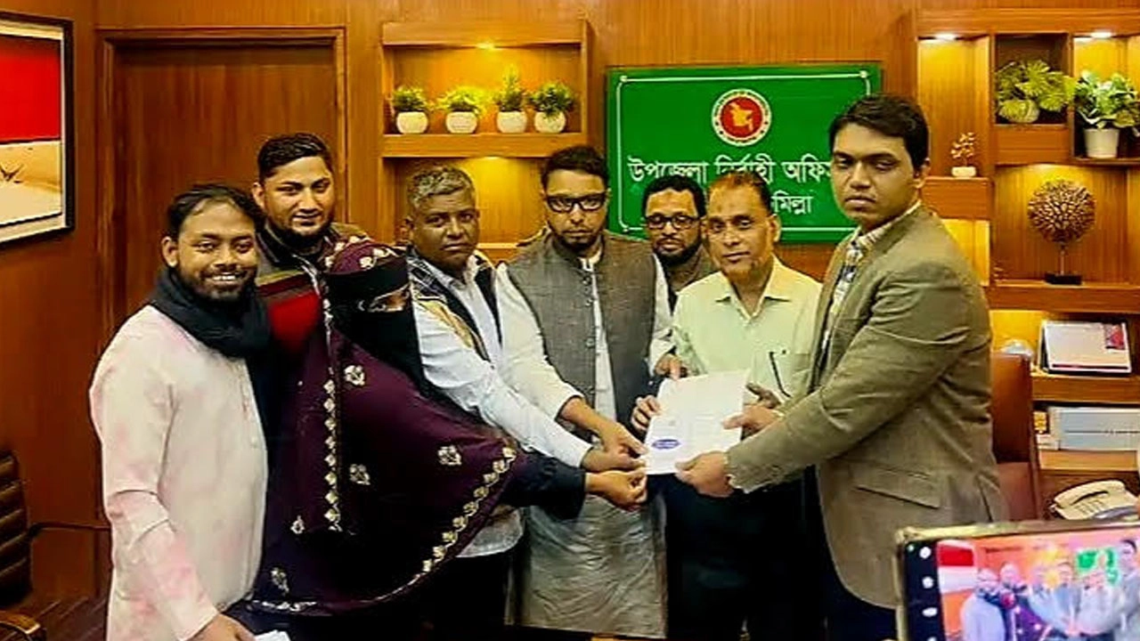 হাসনাত আবদুল্লাহর মনোনয়নপত্র সংগ্রহ