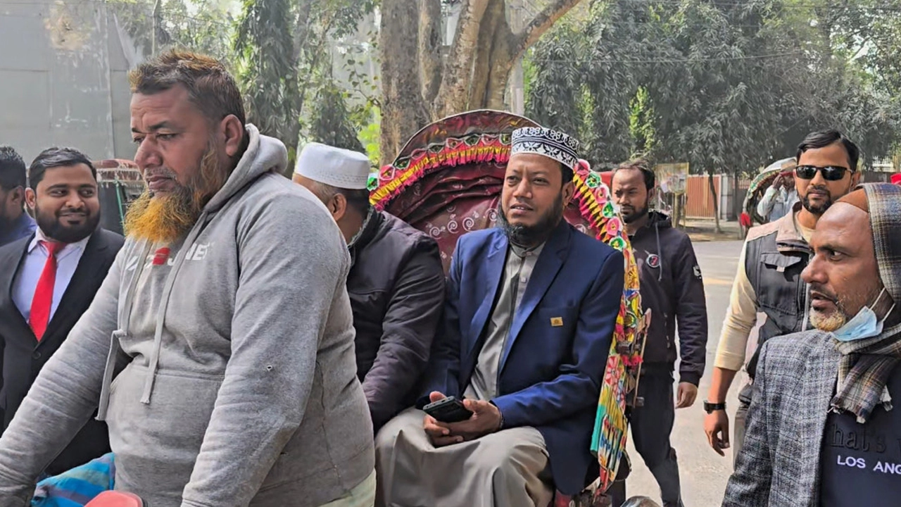 জামায়াত মনোনীত প্রার্থী মুফতি আমির হামজা