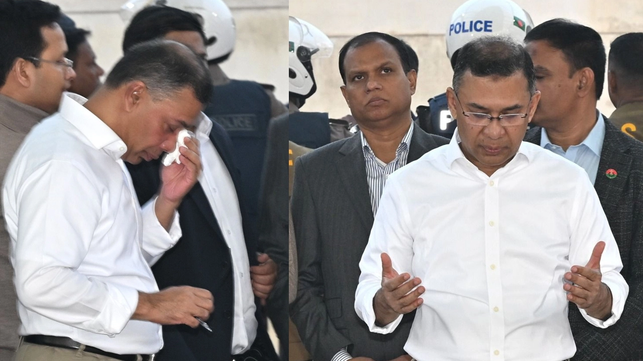 শহীদ প্রেসিডেন্ট জিয়াউর রহমানের কবর জিয়ারত শেষে চোখ মুছতে মুছতে বেরিয়ে যাচ্ছেন বিএনপির ভারপ্রাপ্ত চেয়ারম্যান তারেক রহমান।