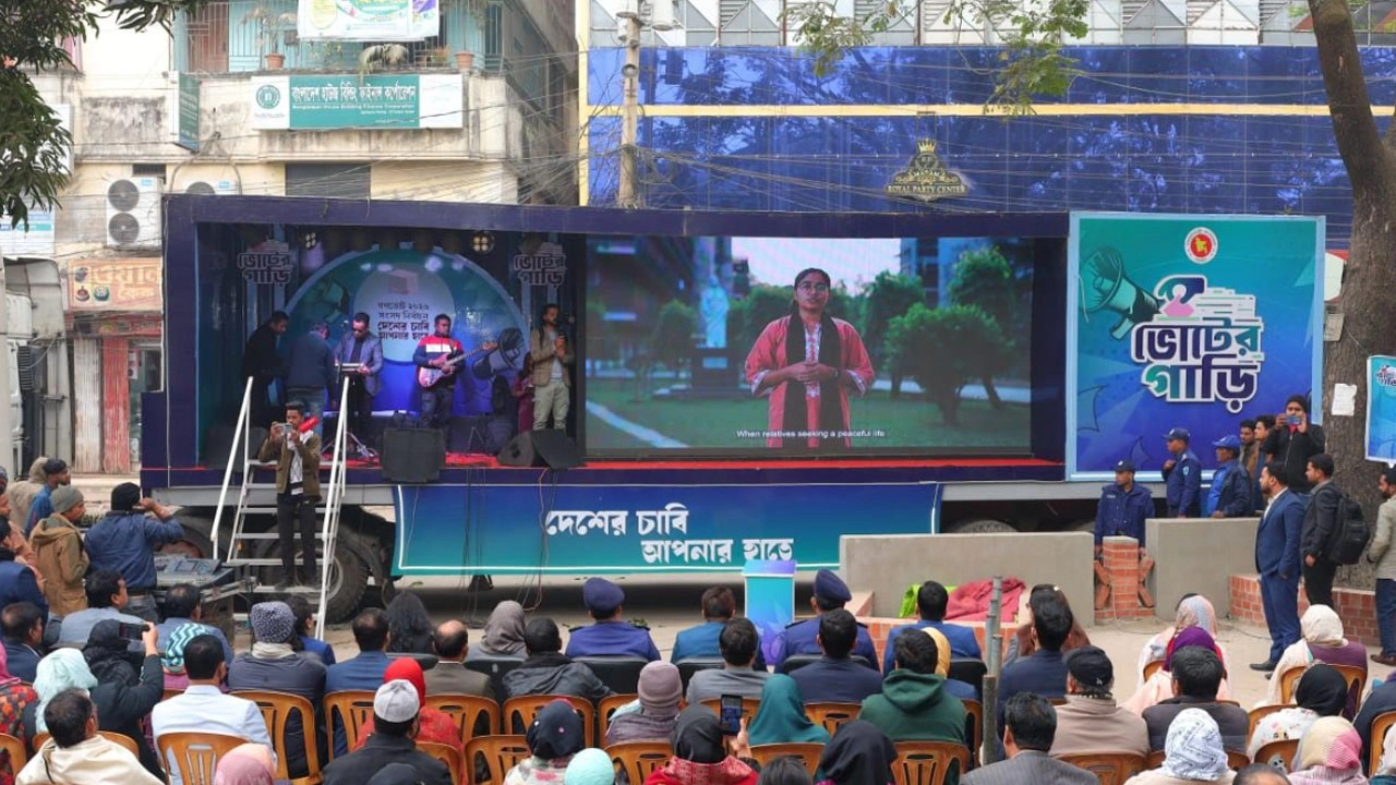 মুন্সীগঞ্জে ‘ভোটের গাড়ি’