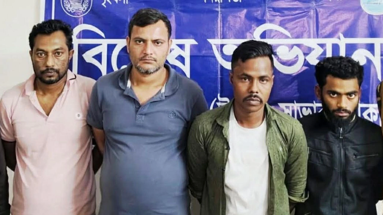 ডাকাত ও ছিনতাইকারী চক্রের ৪ সদস্য গ্রেপ্তার
