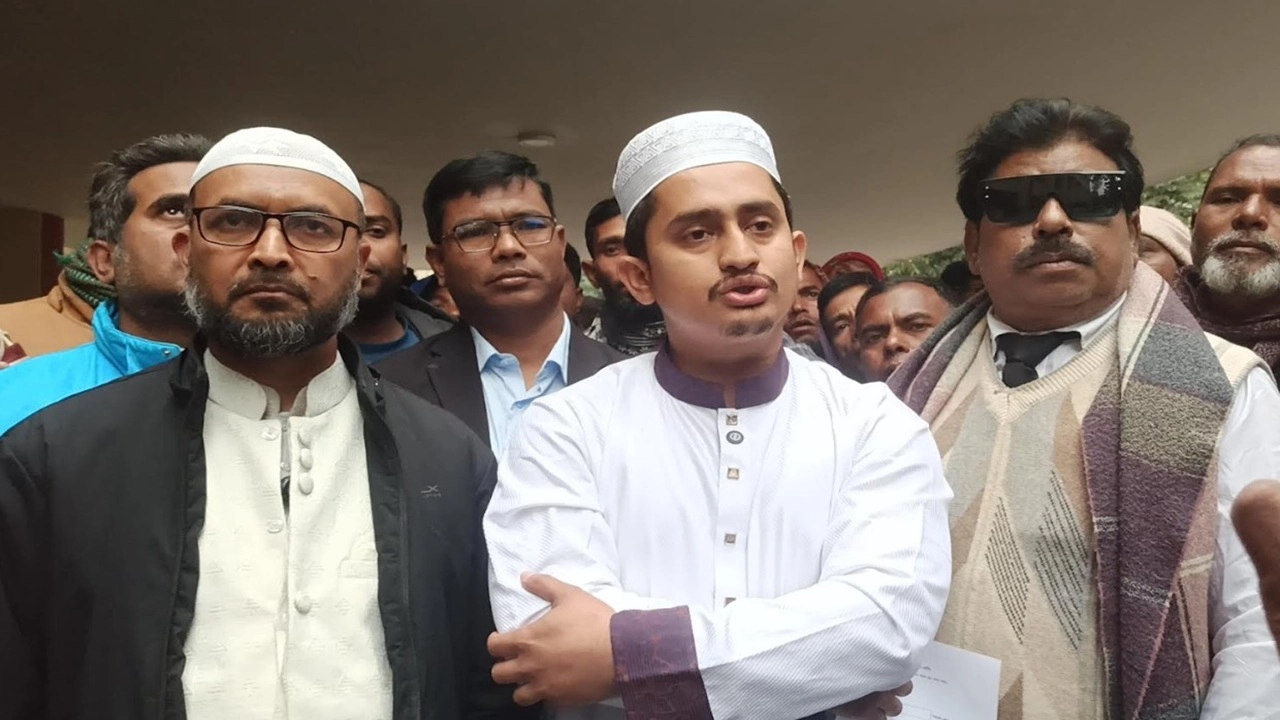 সারজিস আলম। 